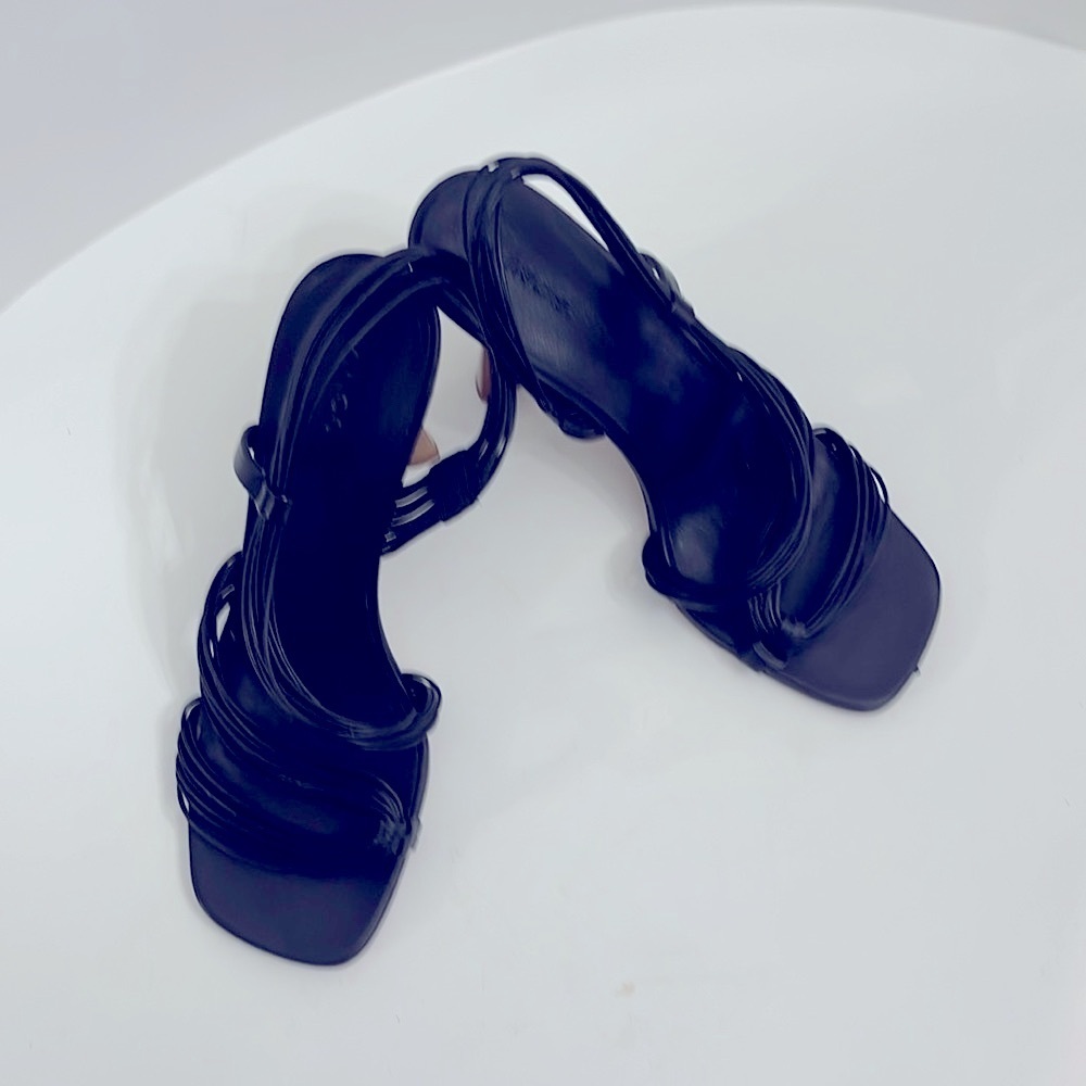 Vince Black Leather Strappy Women's 3.5 Inch Heels Size 9 (40) - Picture 6 of 13